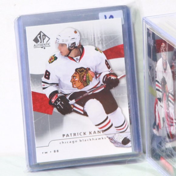 Chicago Blackhawks Hockey Cards 50+ Hockey Cards/5 Specialty Cards:Years 2000+ - Picture 2 of 3